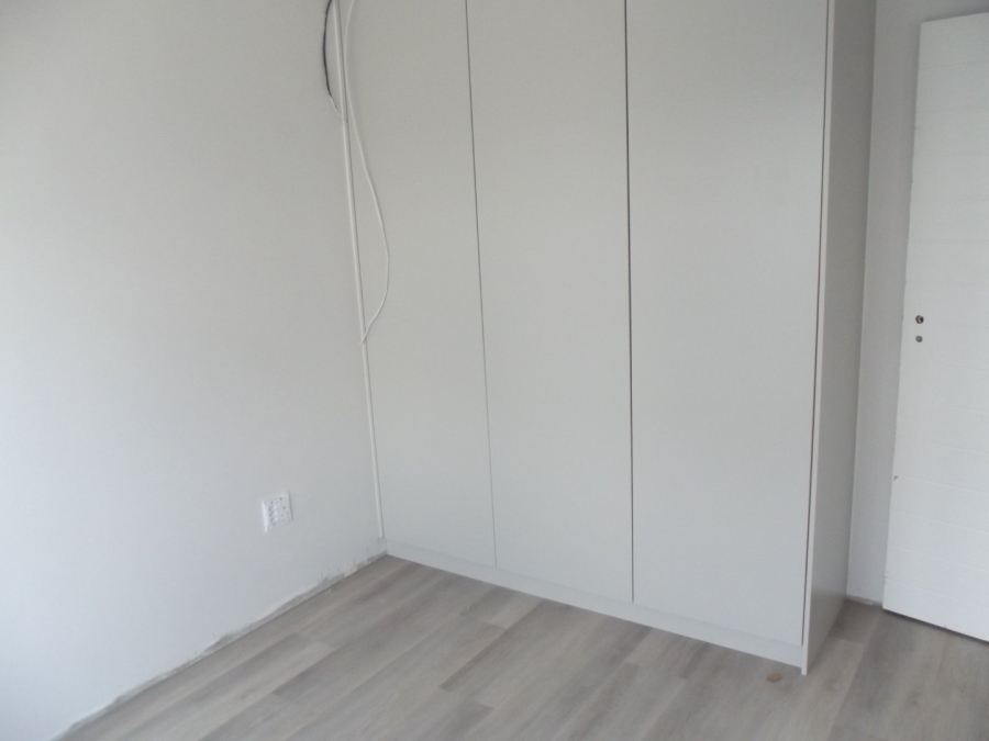 1 Bedroom Property for Sale in Beachfront Western Cape